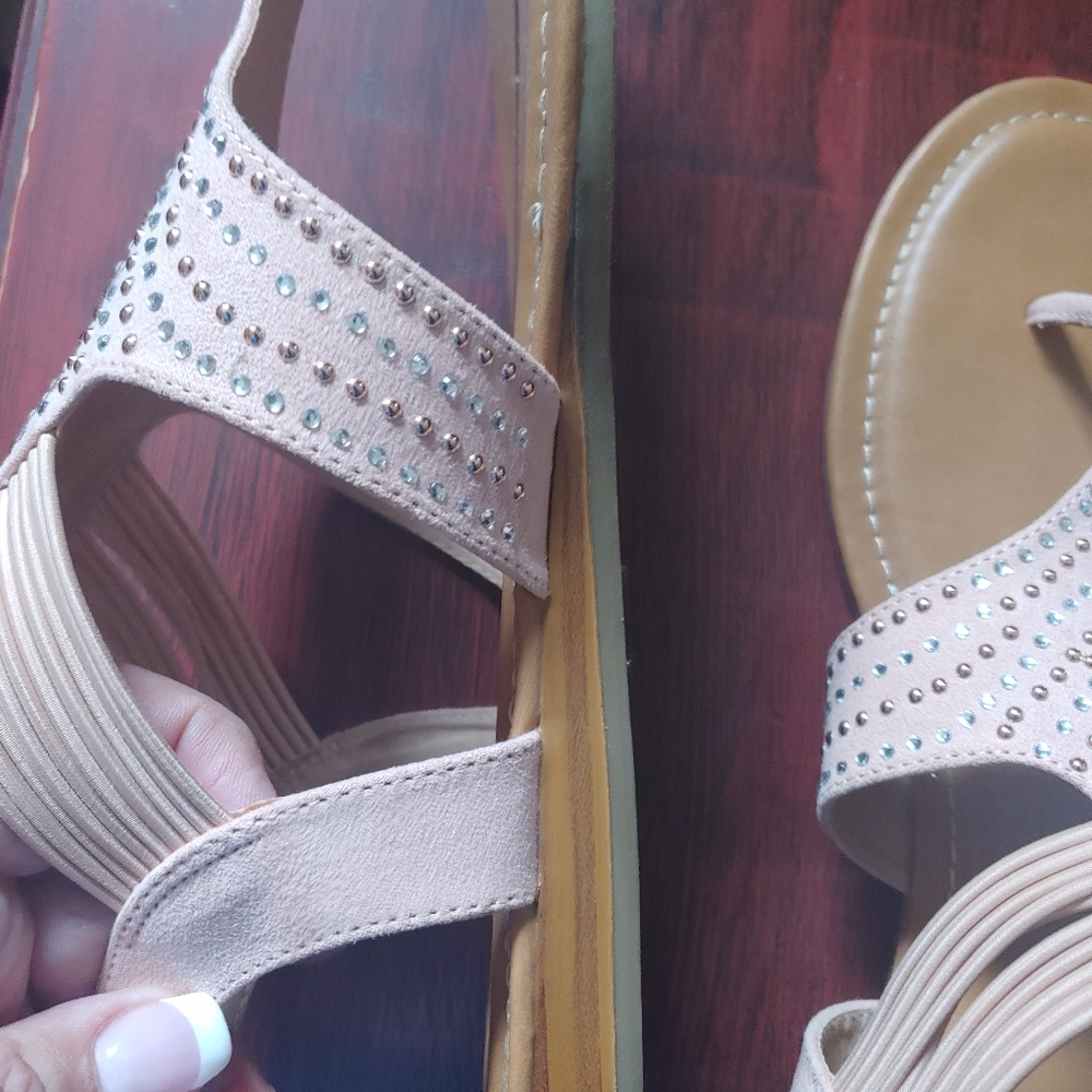 Sandals - Picture 3 of 5
